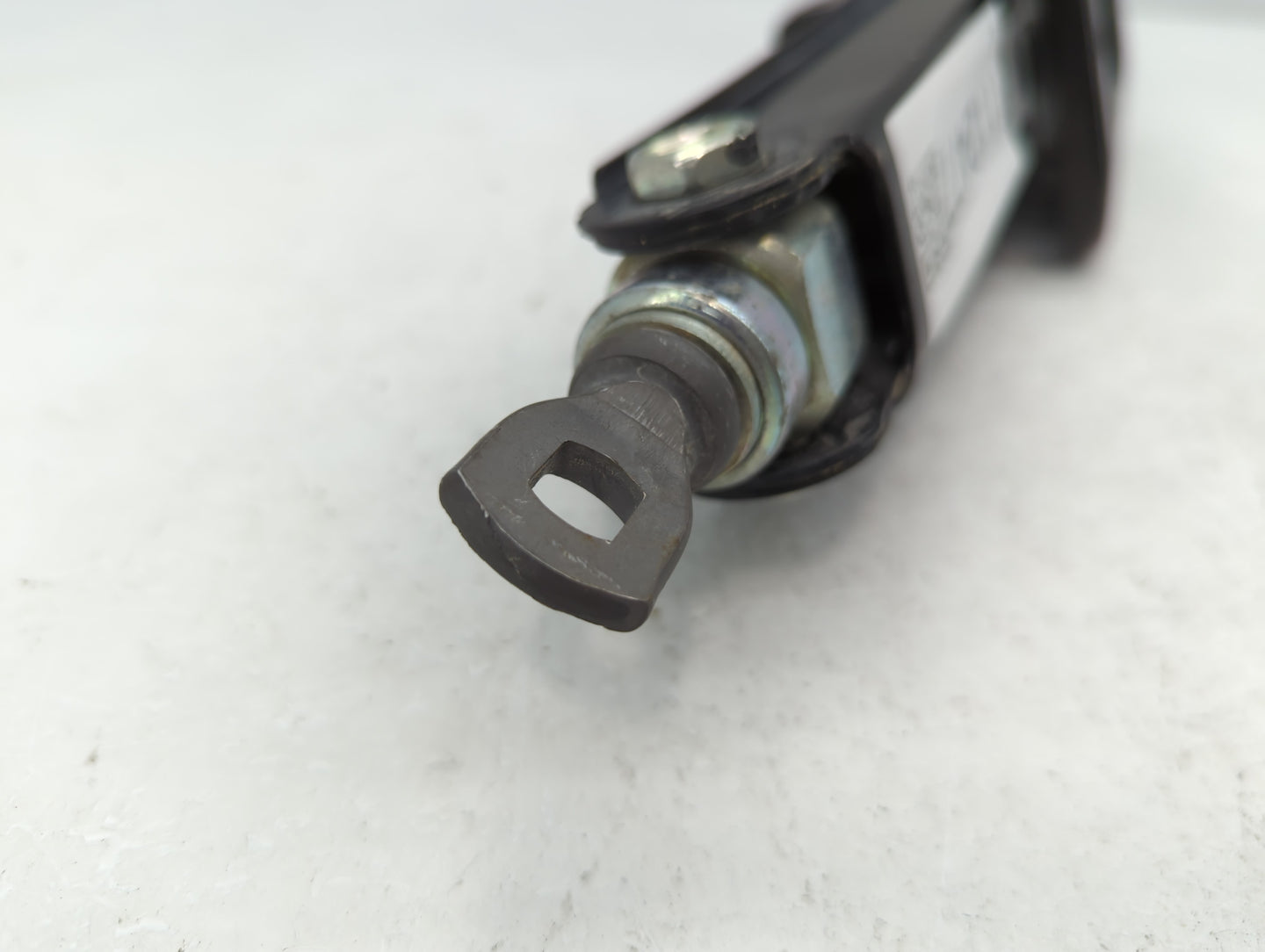 2017 Kia Sorento Spare Scissor Car Jack 1112477 - Oemusedautoparts1.com