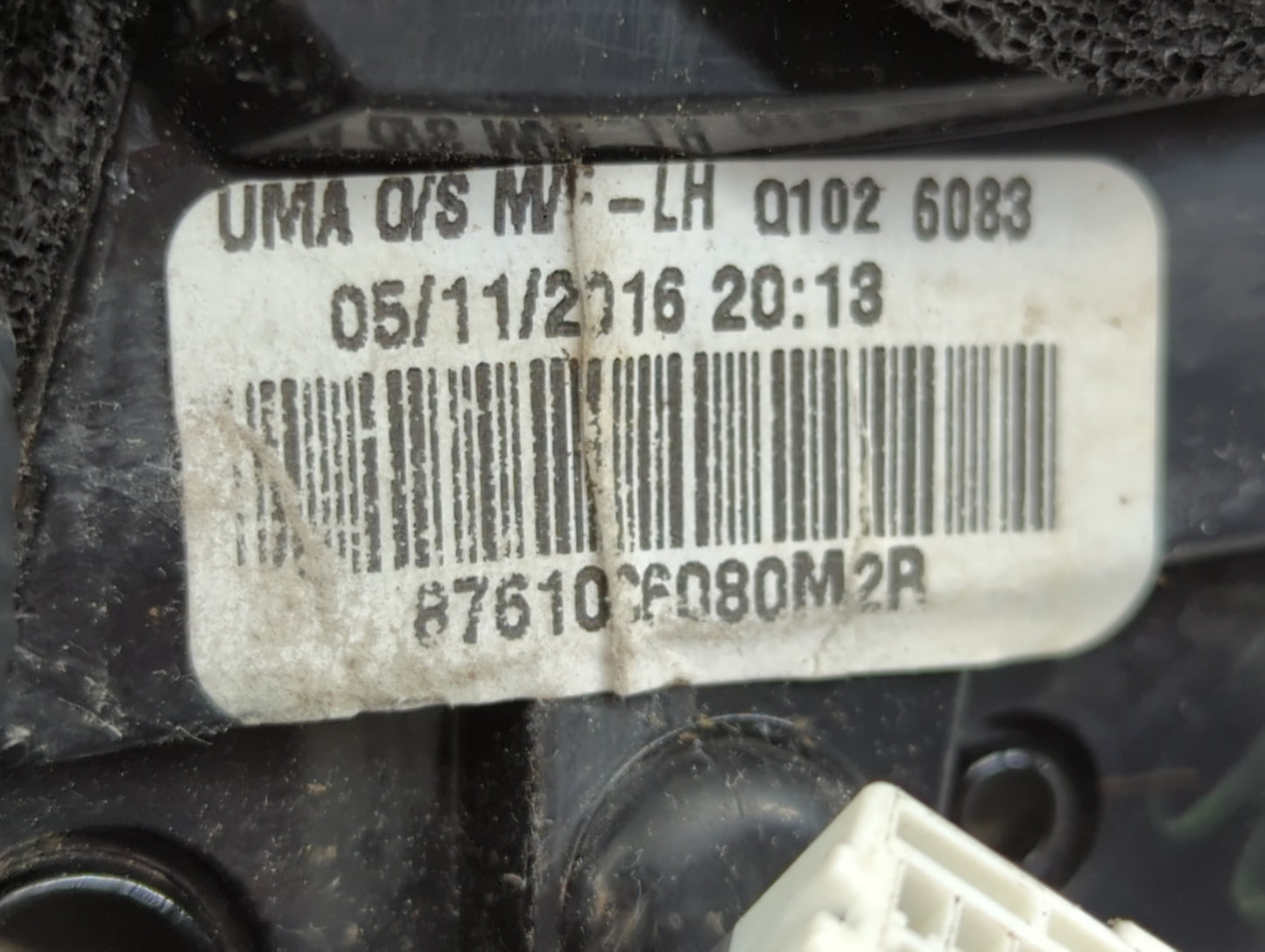 2016-2020 Kia Sorento Driver Side View Mirror - Left Door Mirror OEM Used - Oemusedautoparts1.com