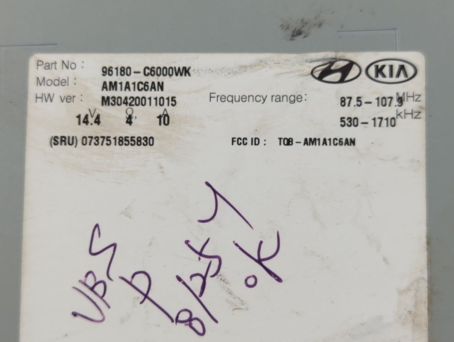 2016-2018 Kia Sorento Radio AM FM Cd Player Receiver Replacement P/N:96180-C6000WK Fits Fits 2016 2017 2018 OEM Used Auto Pa