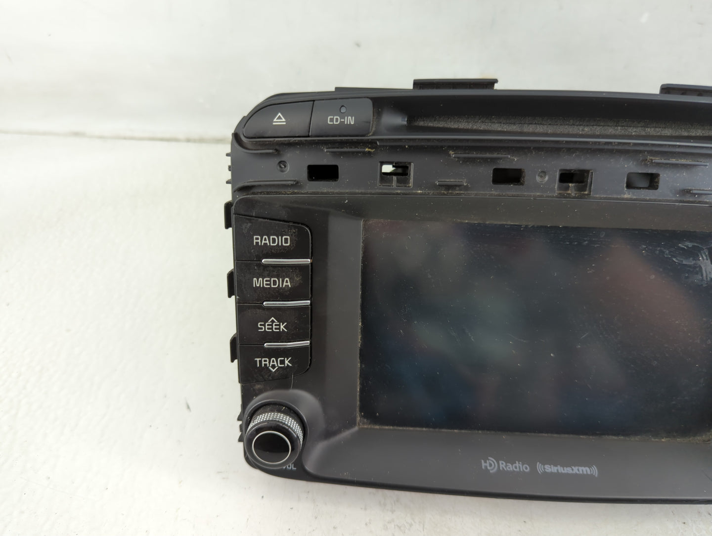 2017 Kia Sorento Radio AM FM Cd Player Receiver Replacement P/N:96160-C6300WK Fits OEM Used Auto Parts - Oemusedautoparts1.c