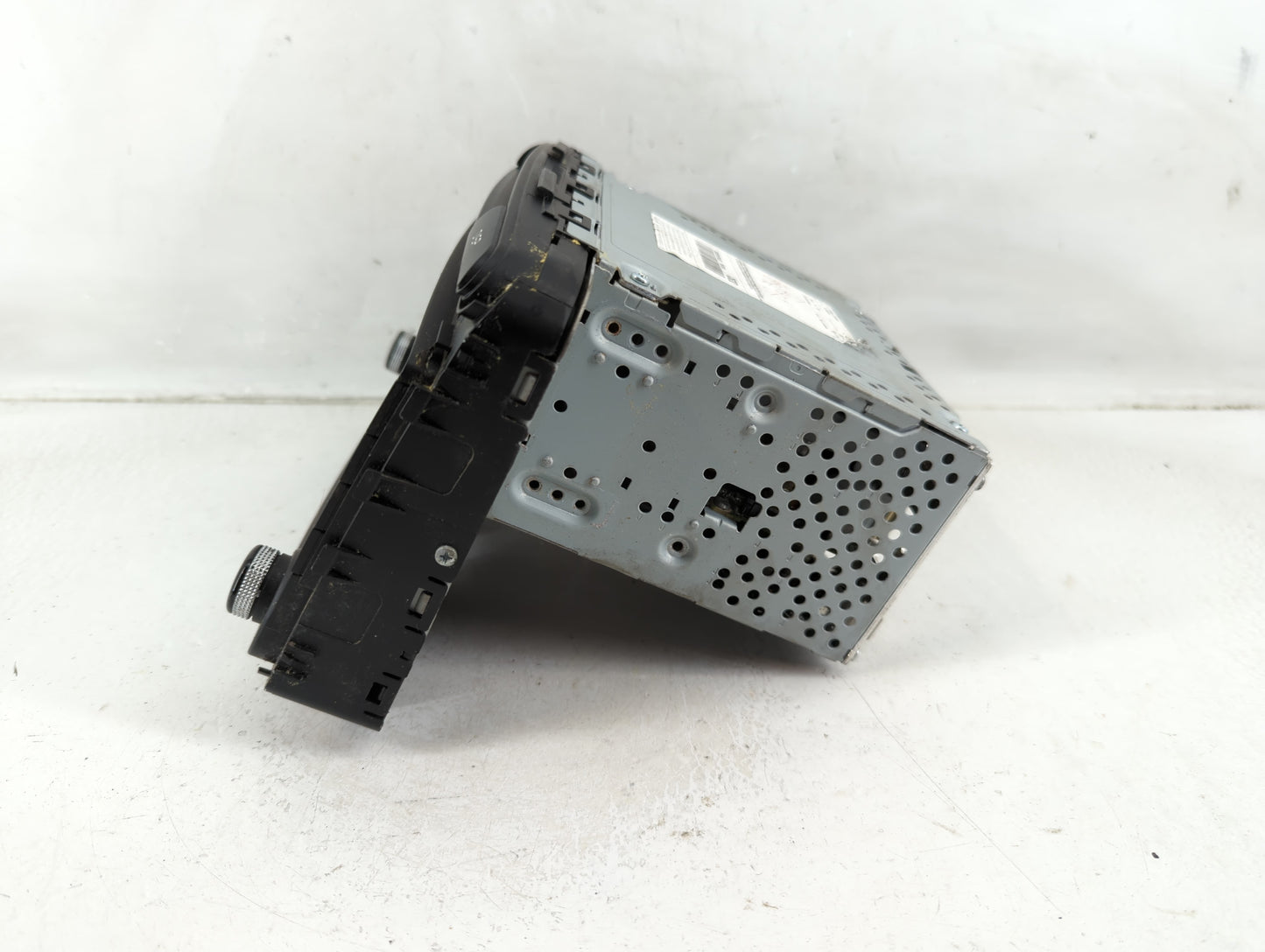 2017 Kia Sorento Radio AM FM Cd Player Receiver Replacement P/N:96160-C6300WK Fits OEM Used Auto Parts - Oemusedautoparts1.c