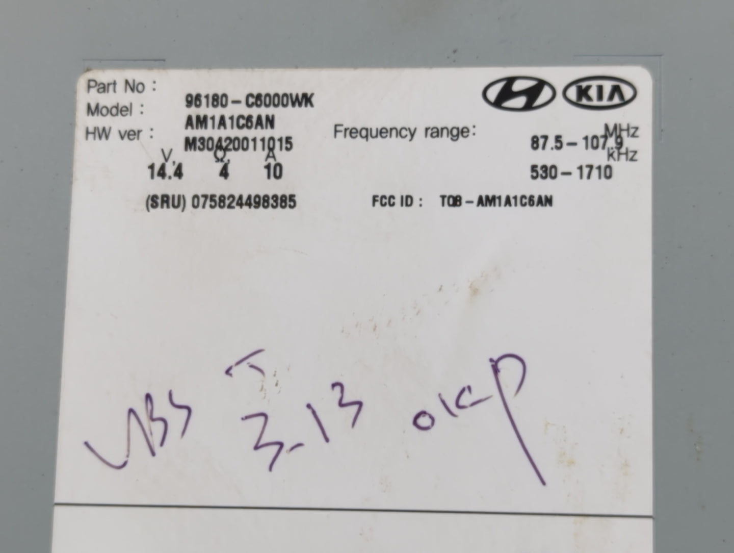 2016-2018 Kia Sorento Radio AM FM Cd Player Receiver Replacement P/N:96180-C6000WK Fits Fits 2016 2017 2018 OEM Used Auto Pa