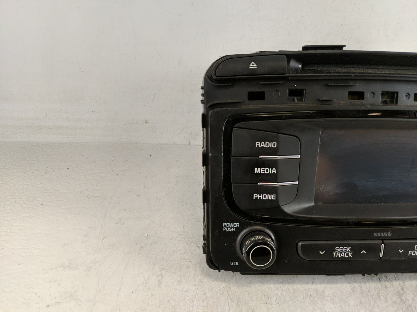 2016-2018 Kia Sorento Radio AM FM Cd Player Receiver Replacement P/N:96160-C6000WK Fits Fits 2016 2017 2018 OEM Used Auto Pa