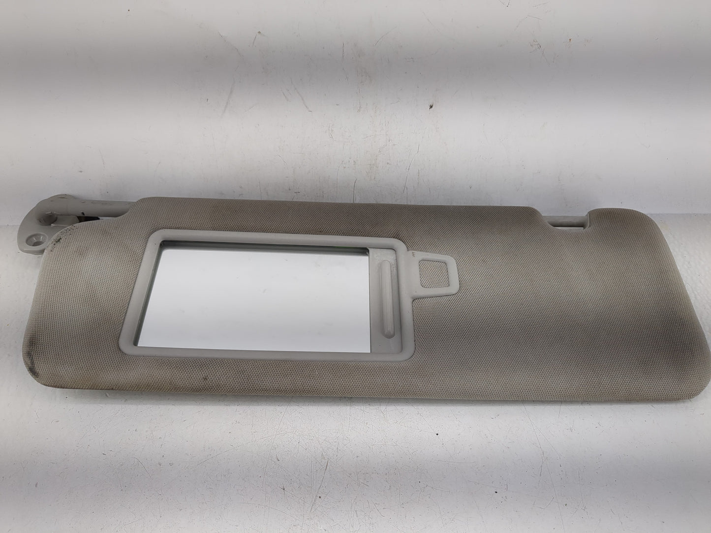 2016-2020 Kia Sorento Sun Visor Shade Replacement Driver Left Mirror Fits Fits 2016 2017 2018 2019 2020 OEM Used Auto Parts 