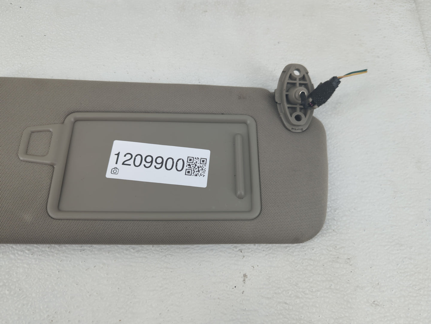 2016-2020 Kia Sorento Sun Visor Shade Replacement Passenger Right Mirror Fits Fits 2016 2017 2018 2019 2020 OEM Used Auto Pa