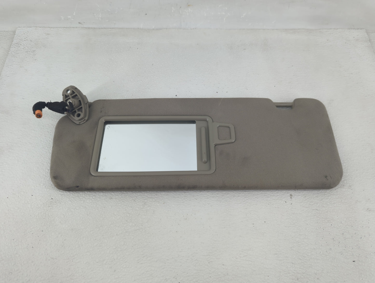 2016-2020 Kia Sorento Sun Visor Shade Replacement Driver Left Mirror Fits Fits 2016 2017 2018 2019 2020 OEM Used Auto Parts 