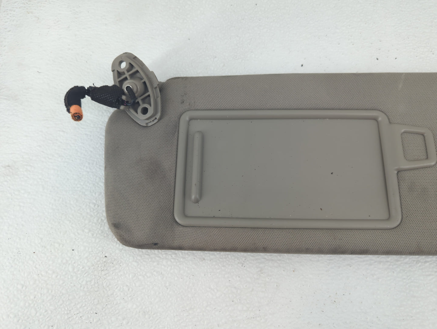 2016-2020 Kia Sorento Sun Visor Shade Replacement Driver Left Mirror Fits Fits 2016 2017 2018 2019 2020 OEM Used Auto Parts 