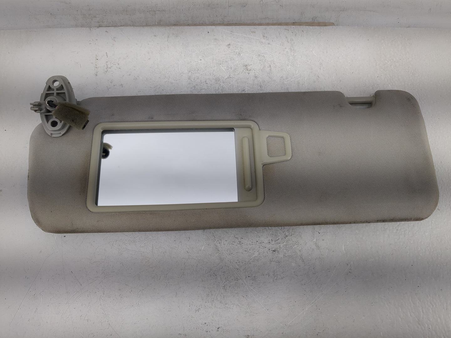 2016-2020 Kia Sorento Sun Visor Shade Replacement Driver Left Mirror Fits Fits 2016 2017 2018 2019 2020 OEM Used Auto Parts 