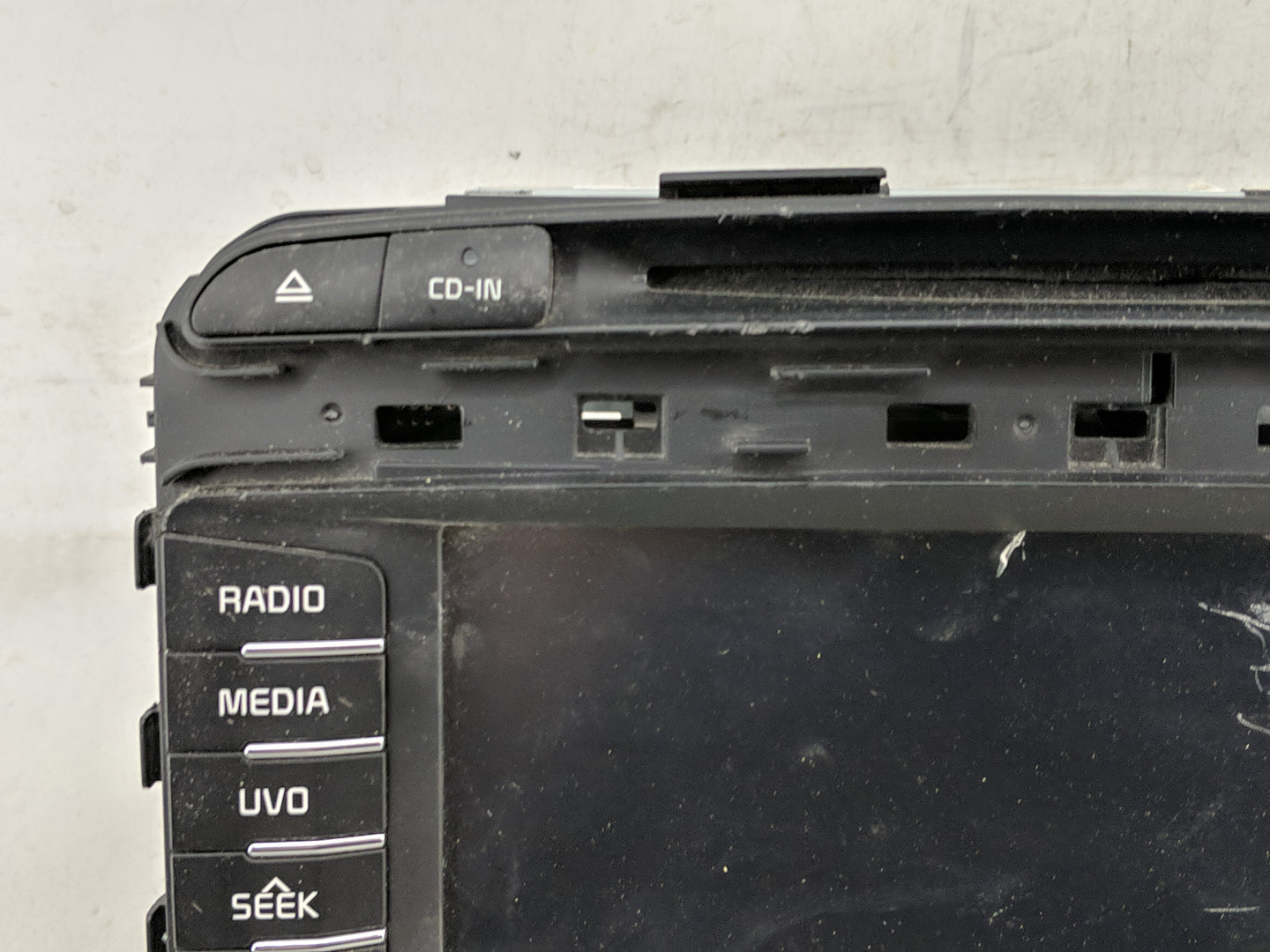 2016-2018 Kia Sorento Radio AM FM Cd Player Receiver Replacement P/N:96560-C6002WK Fits Fits 2016 2017 2018 OEM Used Auto Pa