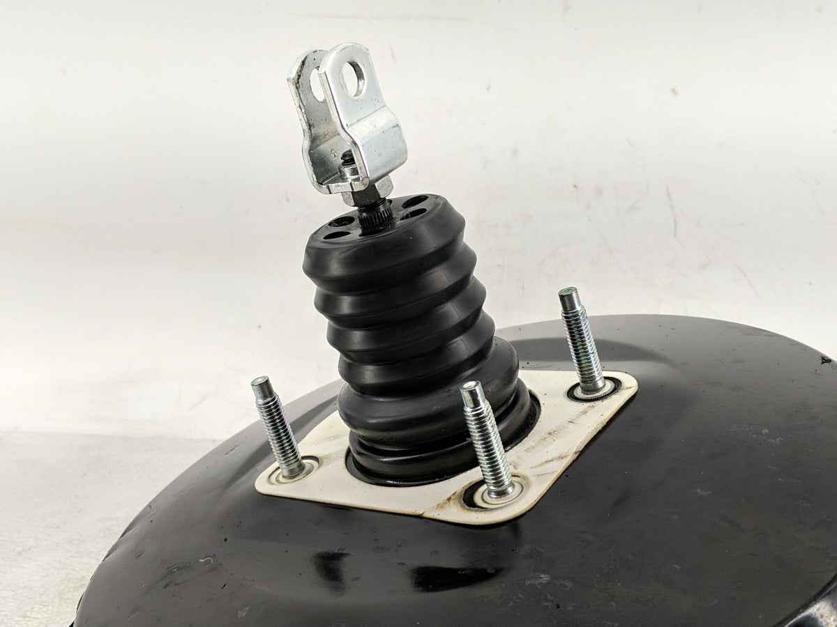 2016-2020 Kia Sorento Power Brake Booster Oem 1313861 - Oemusedautoparts1.com