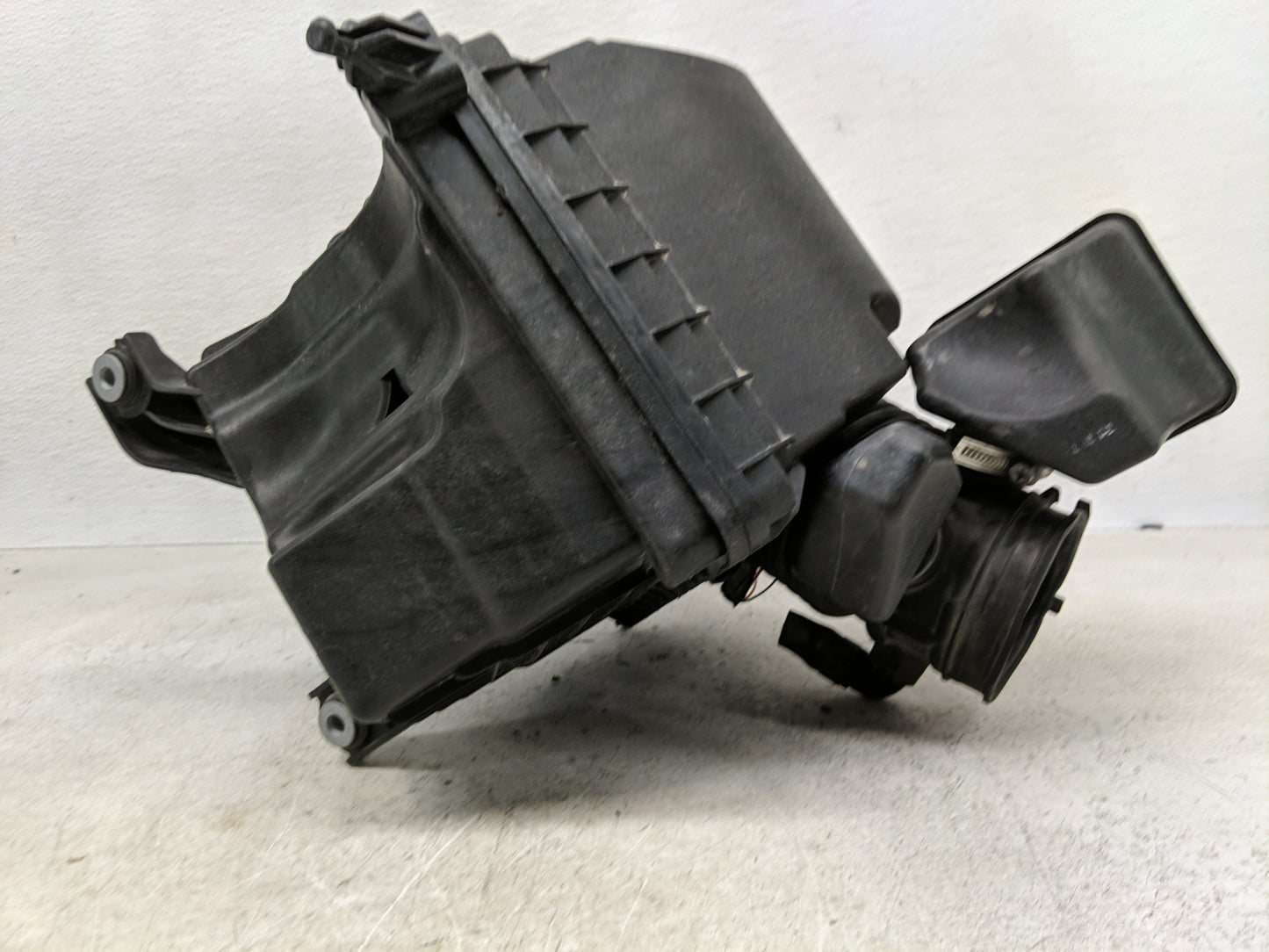 Kia Sorento Air Cleaner Intake-duct Hose Tube - Oemusedautoparts1.com