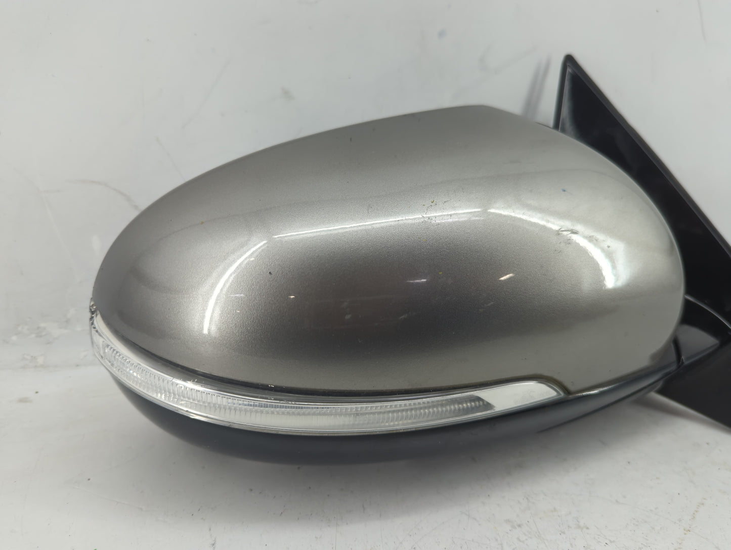 2016-2020 Kia Sorento Passenger Side View Mirror - Right Door Mirror OEM Used - Oemusedautoparts1.com