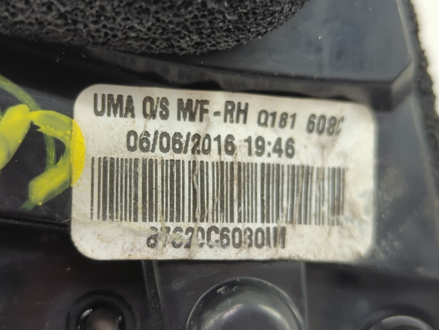 2016-2020 Kia Sorento Passenger Side View Mirror - Right Door Mirror OEM Used - Oemusedautoparts1.com