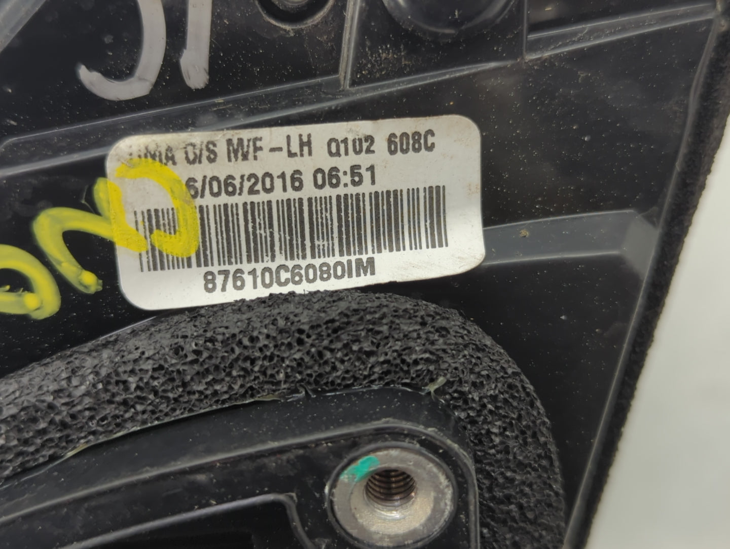 2016-2020 Kia Sorento Driver Side View Mirror - Left Door Mirror OEM Used - Oemusedautoparts1.com