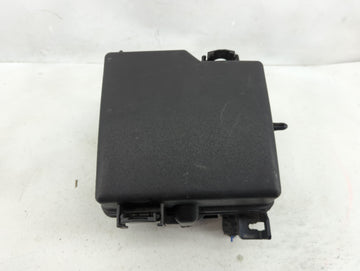 2016-2018 Kia Sorento Fusebox Fuse Box Panel Relay Module Fits Fits 2016 2017 2018 OEM Used Auto Parts - Oemusedautoparts1.c