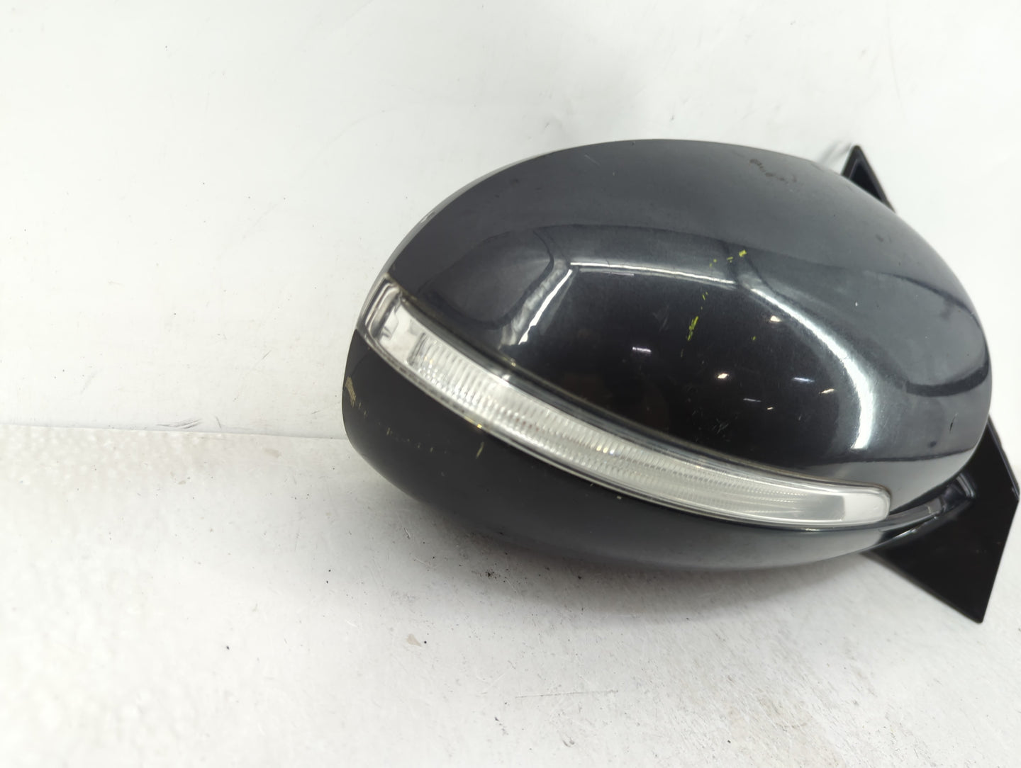 2016-2020 Kia Sorento Passenger Side View Mirror - Right Door Mirror OEM Used - Oemusedautoparts1.com