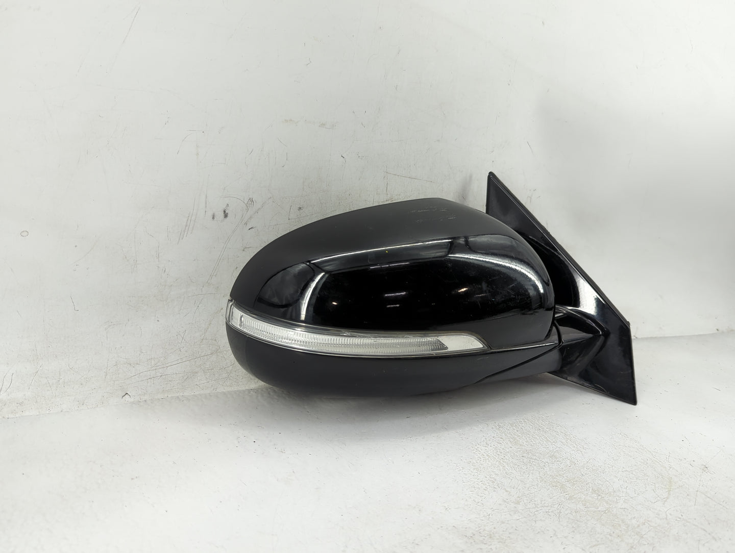 2016-2020 Kia Sorento Passenger Side View Mirror - Right Door Mirror OEM Used - Oemusedautoparts1.com