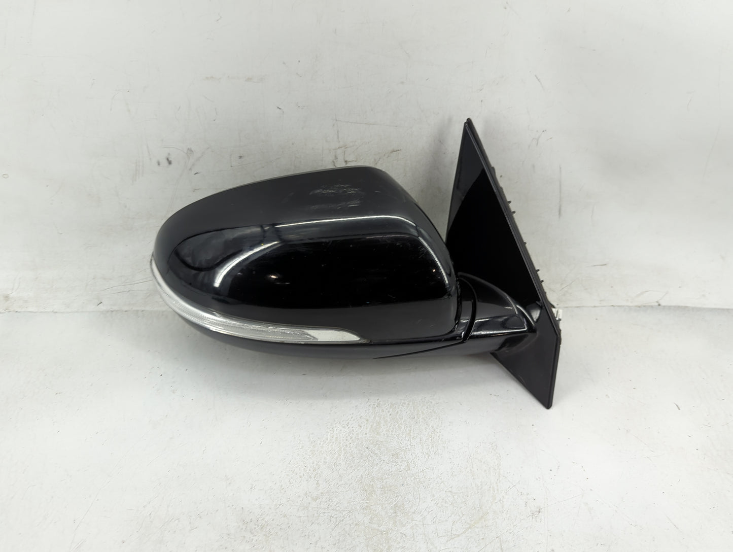 2016-2020 Kia Sorento Passenger Side View Mirror - Right Door Mirror OEM Used - Oemusedautoparts1.com