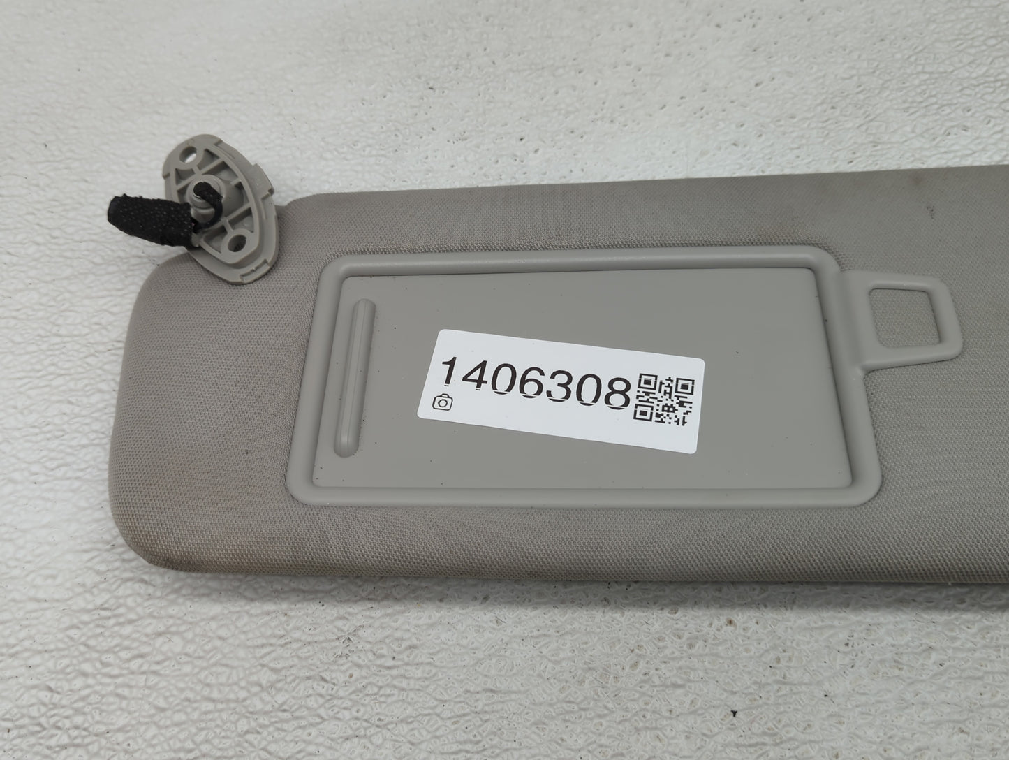 2016-2020 Kia Sorento Sun Visor Shade Replacement Driver Left Mirror Fits Fits 2016 2017 2018 2019 2020 OEM Used Auto Parts 