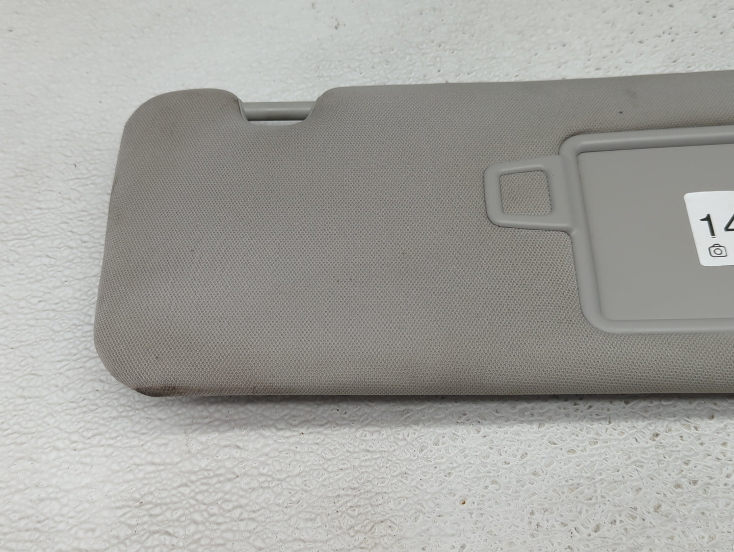 2016-2020 Kia Sorento Sun Visor Shade Replacement Passenger Right Mirror Fits Fits 2016 2017 2018 2019 2020 OEM Used Auto Pa