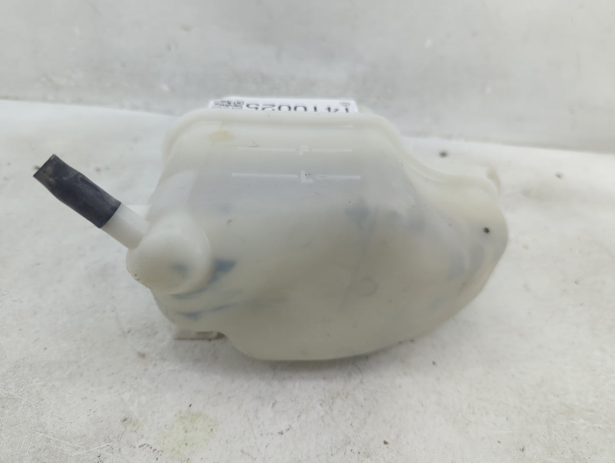 2014-2020 Kia Sorento Radiator Coolant Overflow Expansion Tank Bottle 1410025 - Oemusedautoparts1.com
