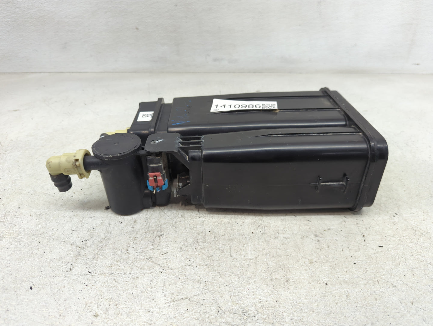 2017 Kia Sorento Fuel Vapor Charcoal Canister - Oemusedautoparts1.com