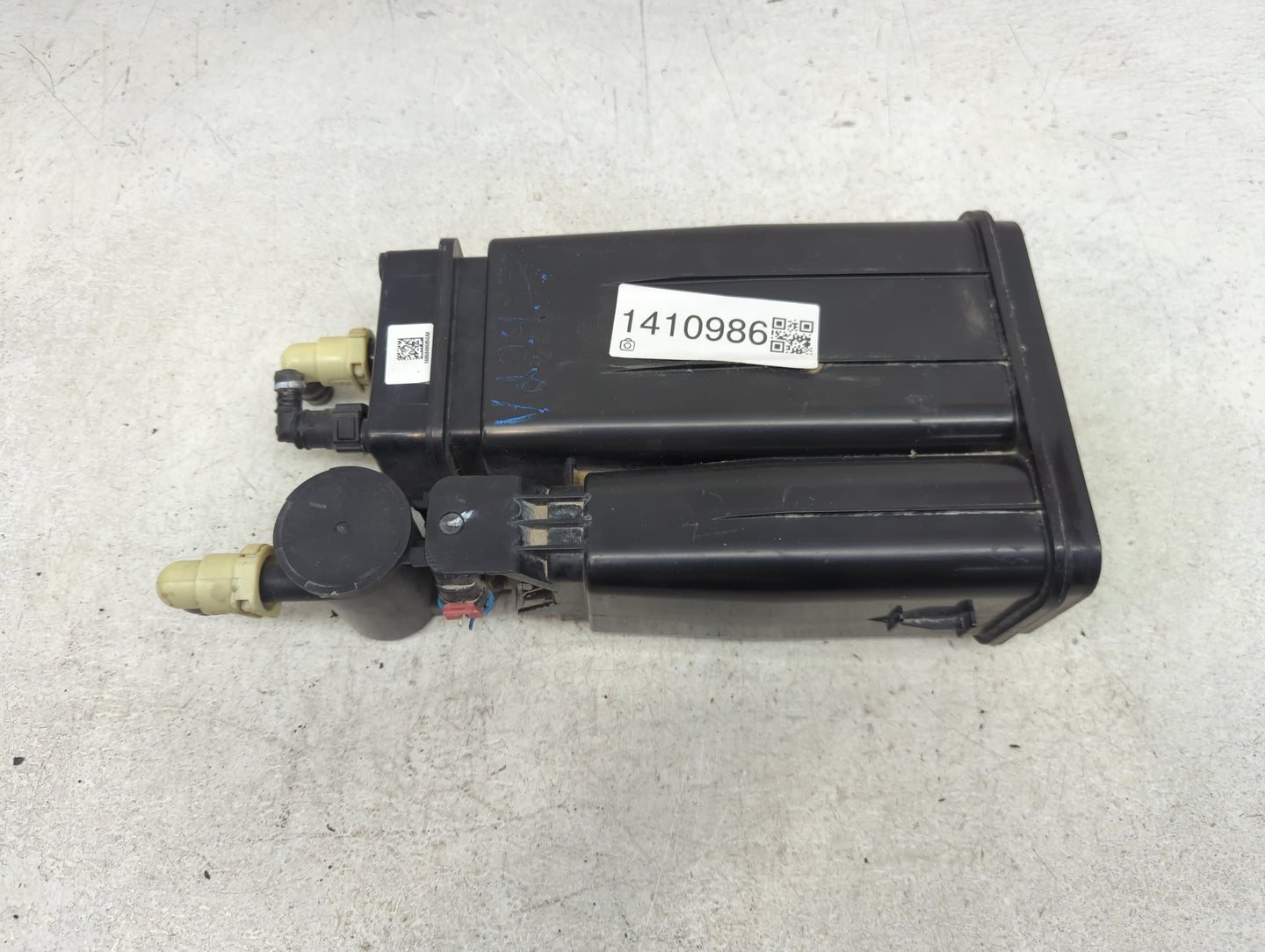 2017 Kia Sorento Fuel Vapor Charcoal Canister - Oemusedautoparts1.com