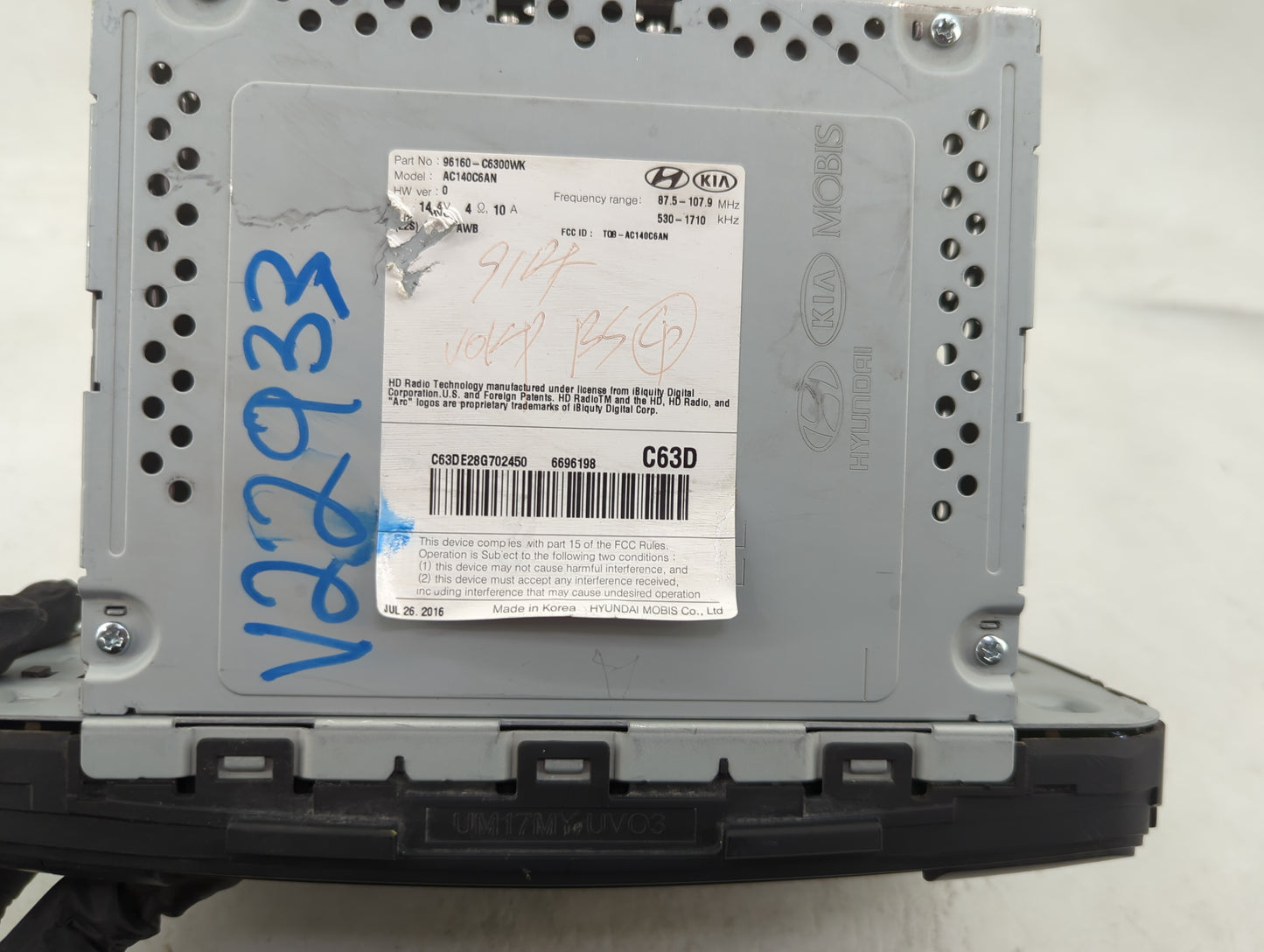 2017 Kia Sorento Radio AM FM Cd Player Receiver Replacement P/N:96160-C6300WK Fits OEM Used Auto Parts - Oemusedautoparts1.c