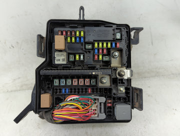 2016-2018 Kia Sorento Fusebox Fuse Box Panel Relay Module P/N:91950-C5300 Fits Fits 2016 2017 2018 OEM Used Auto Parts