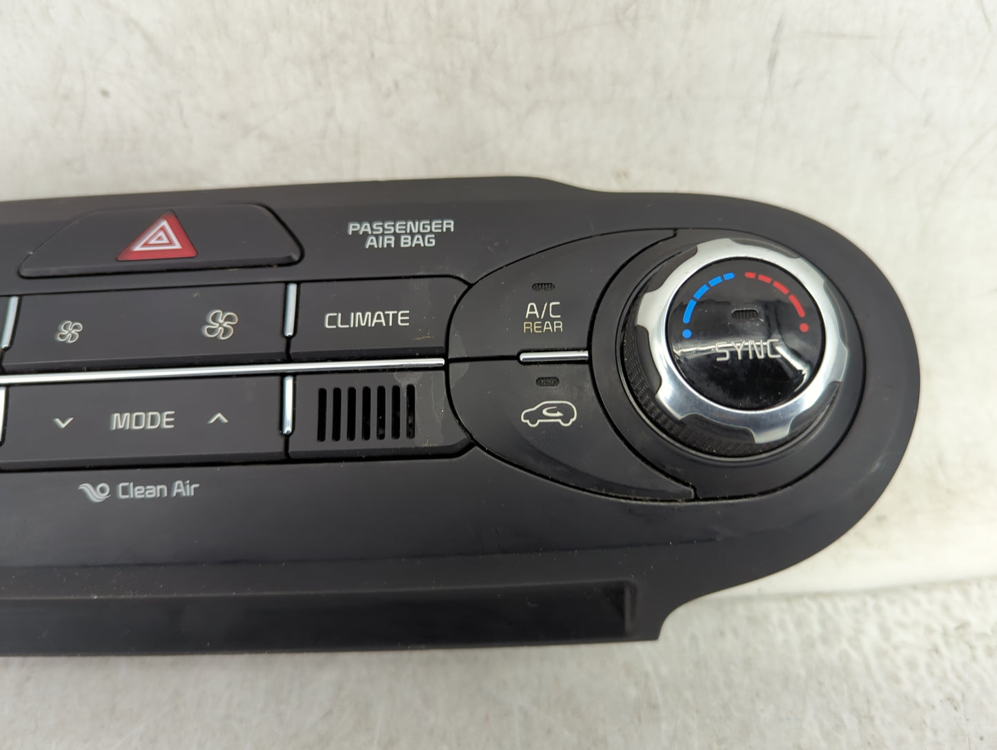 2017-2018 Kia Sorento Climate Control Module Temperature AC/Heater Replacement P/N:97250-C6560 Fits Fits 2017 2018 OEM Used 