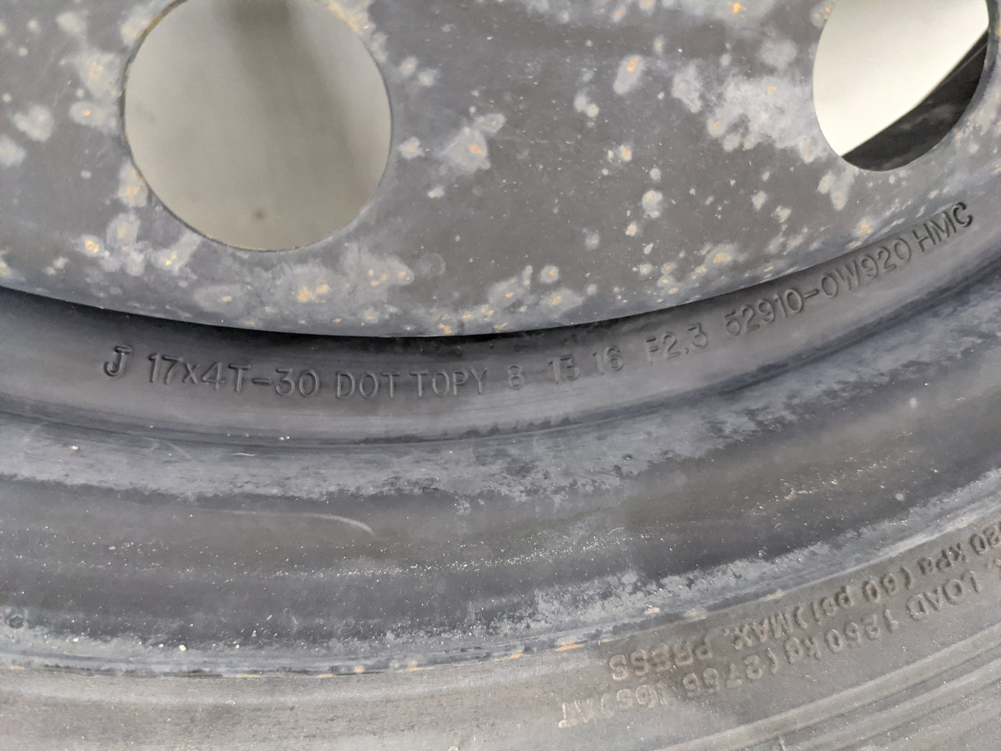 2017 Kia Sorento Spare Donut Tire Wheel Rim Oem - Oemusedautoparts1.com