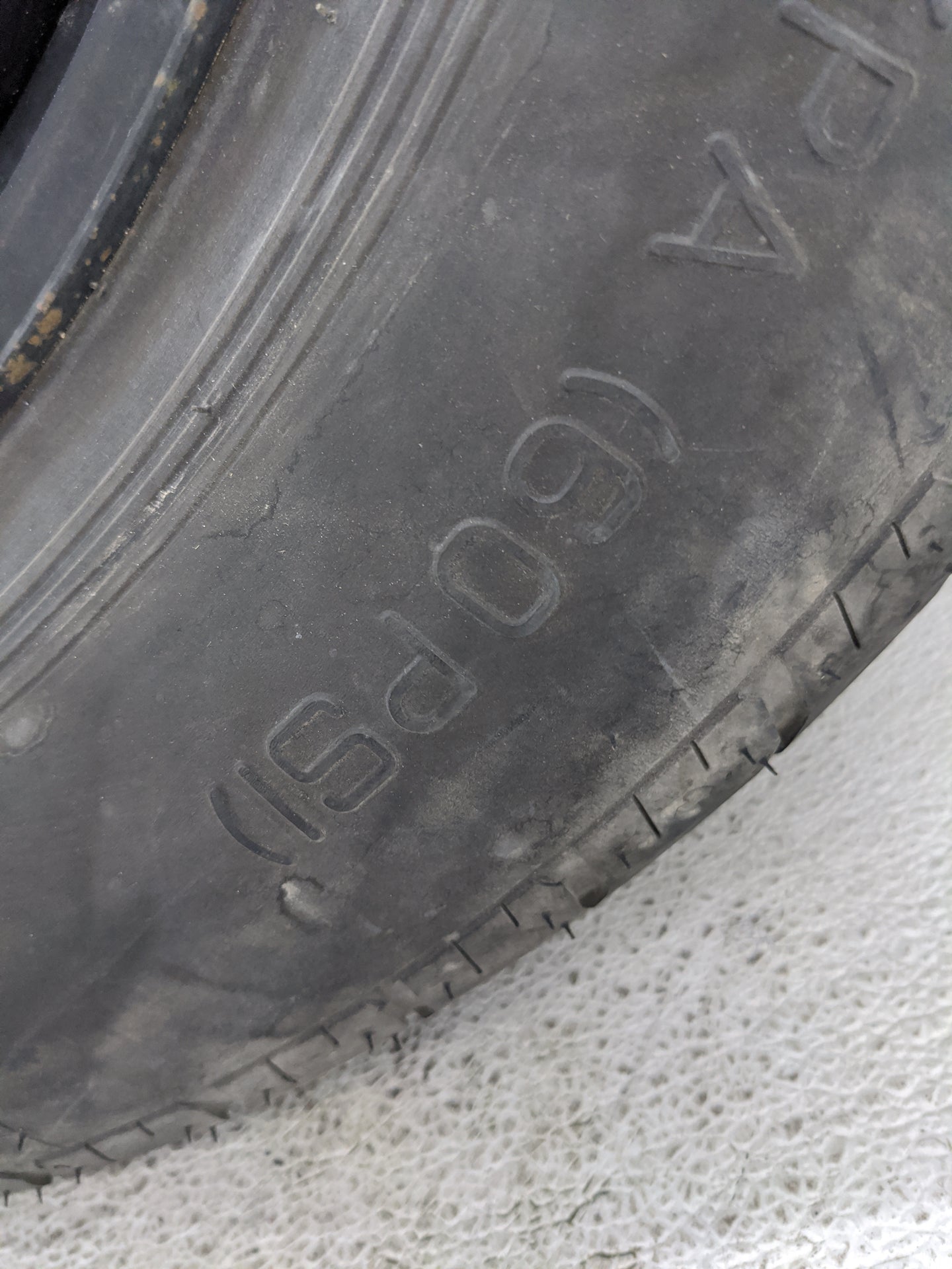2017 Kia Sorento Spare Donut Tire Wheel Rim Oem - Oemusedautoparts1.com