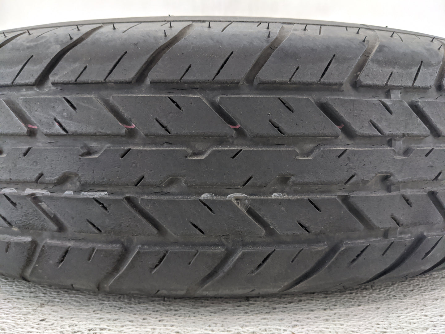 2017 Kia Sorento Spare Donut Tire Wheel Rim Oem - Oemusedautoparts1.com