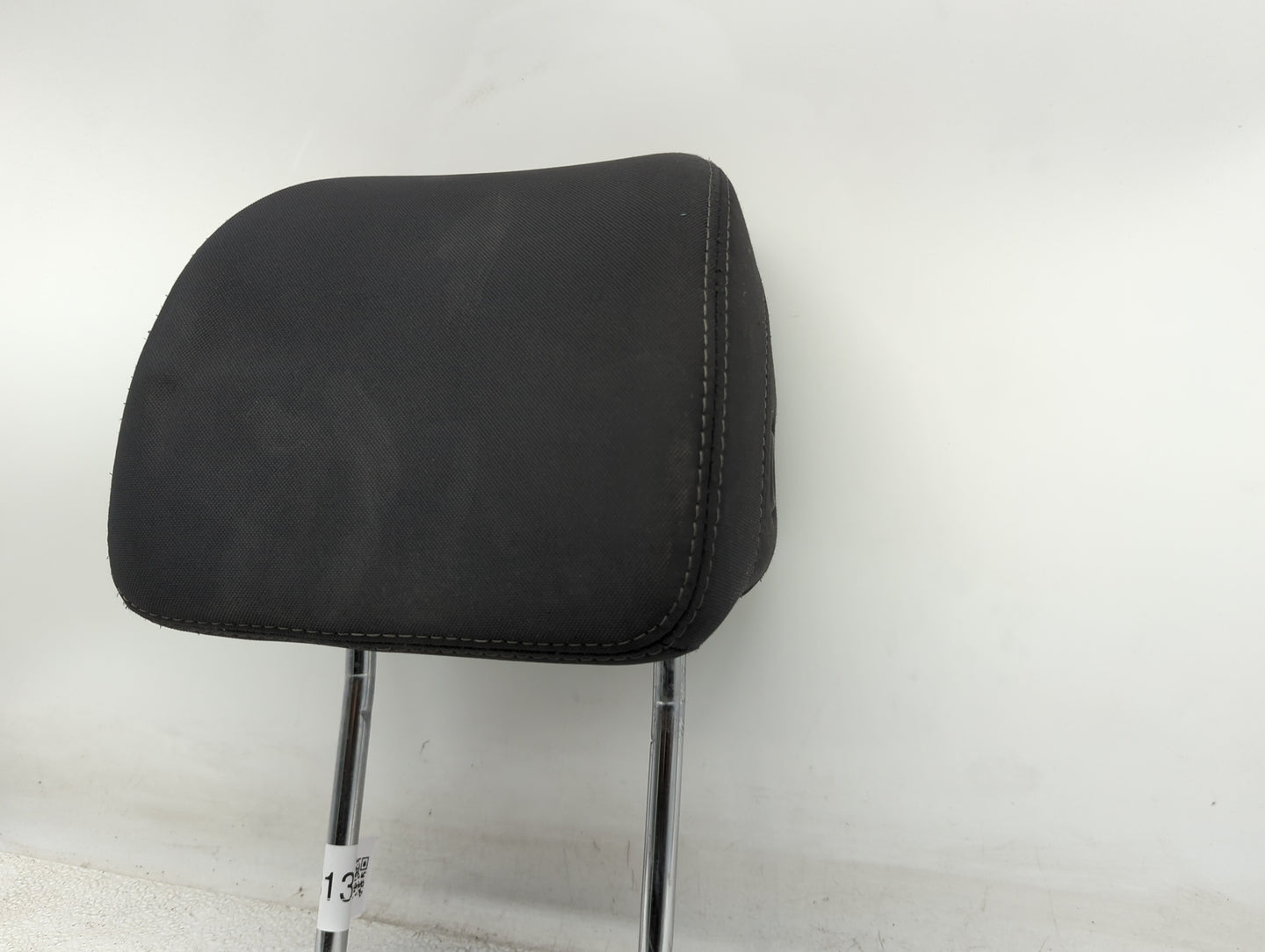 2016-2018 Kia Sorento Headrest Head Rest Front Driver Passenger Seat - Oemusedautoparts1.com