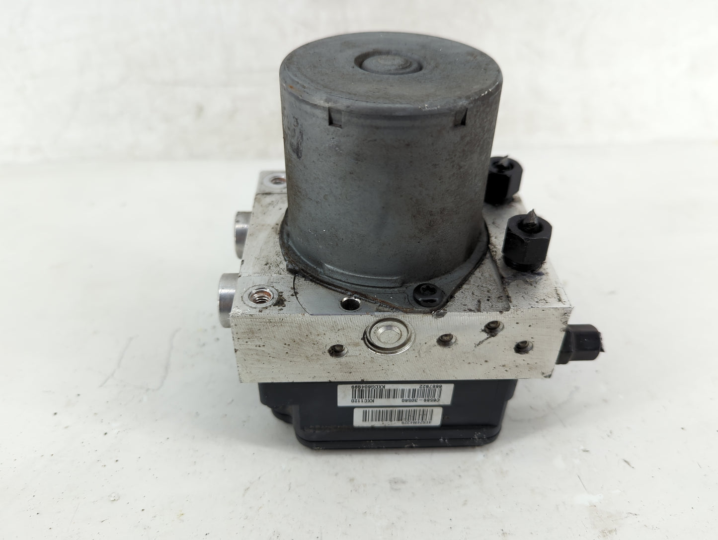 2016-2018 Kia Sorento ABS Pump Control Module Replacement P/N:58900-C6840 Fits Fits 2016 2017 2018 OEM Used Auto Parts - Oem