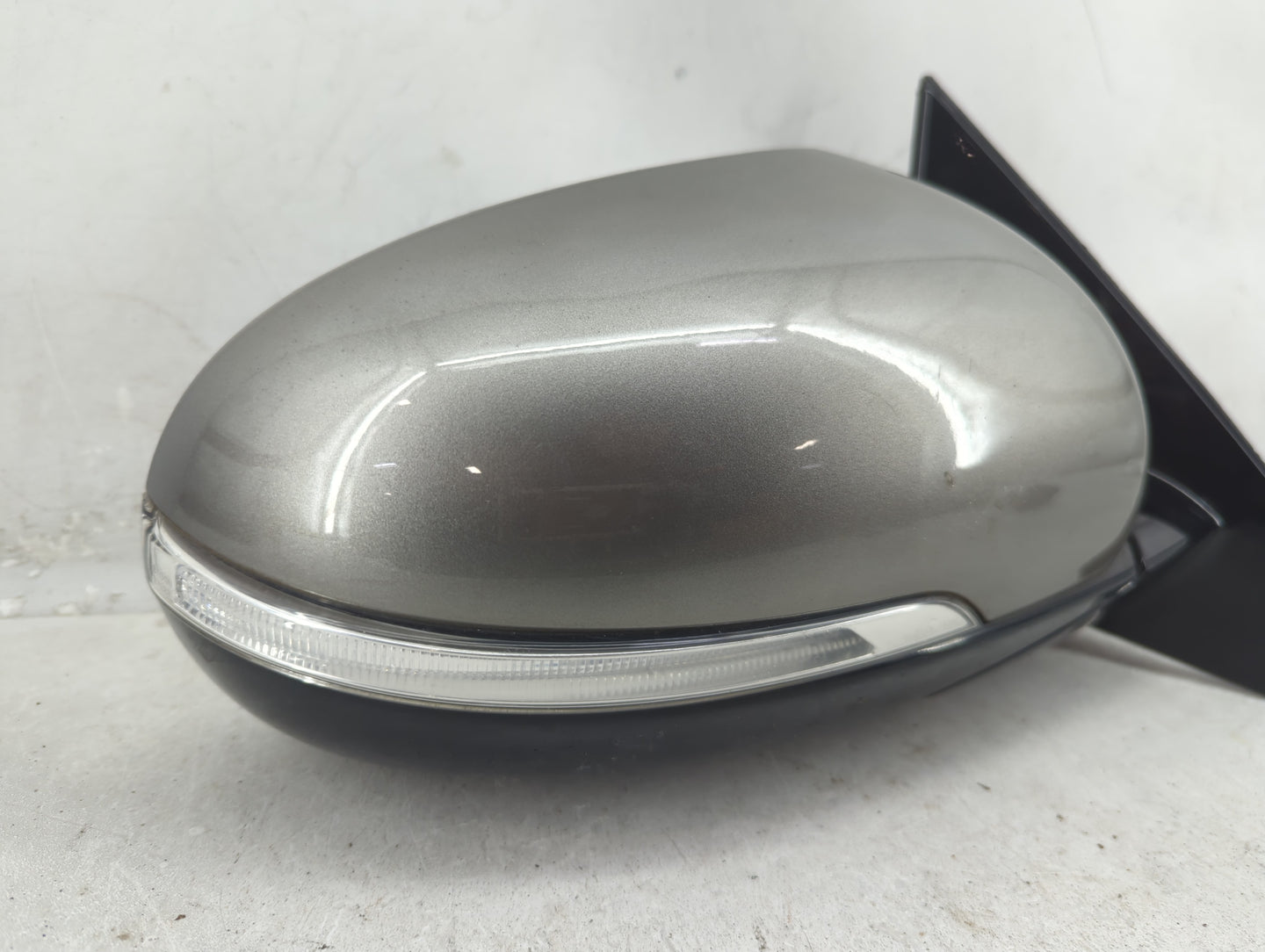 2016-2020 Kia Sorento Passenger Side View Mirror - Right Door Mirror OEM Used - Oemusedautoparts1.com