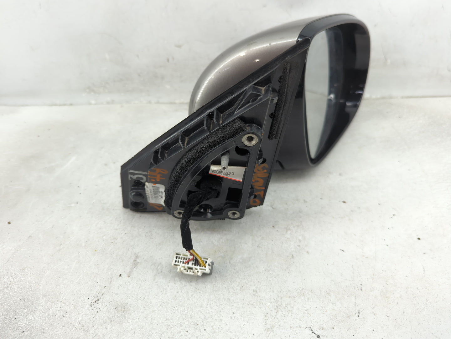 2016-2020 Kia Sorento Passenger Side View Mirror - Right Door Mirror OEM Used - Oemusedautoparts1.com