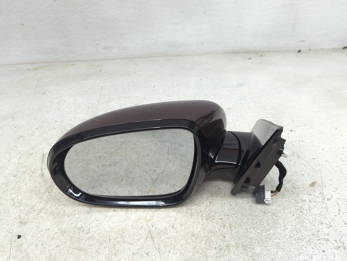 2016-2020 Kia Sorento Driver Left Side View Manual Door Mirror Burgundy - Oemusedautoparts1.com