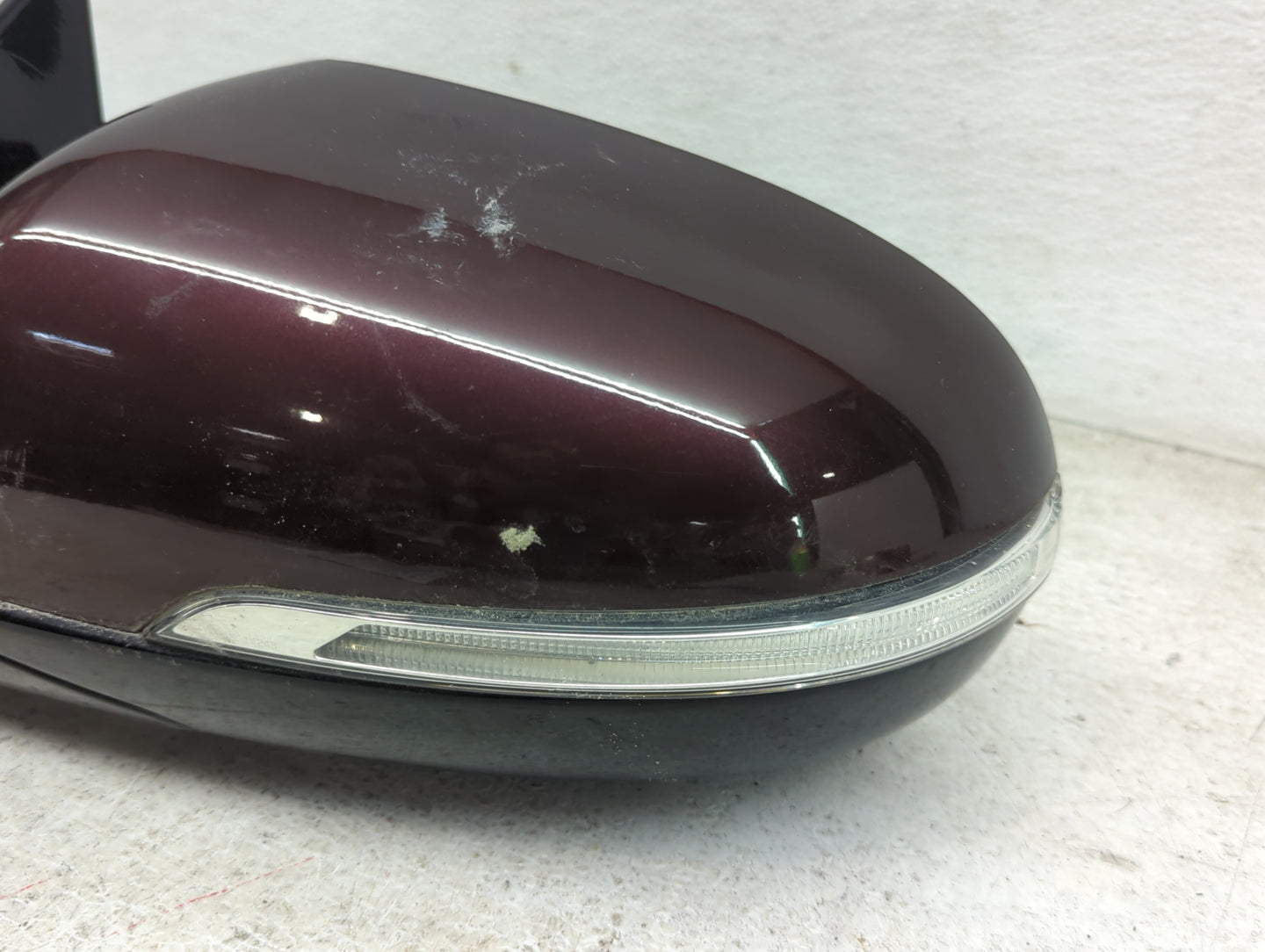 2016-2020 Kia Sorento Driver Side View Mirror - Left Door Mirror OEM Used - Oemusedautoparts1.com