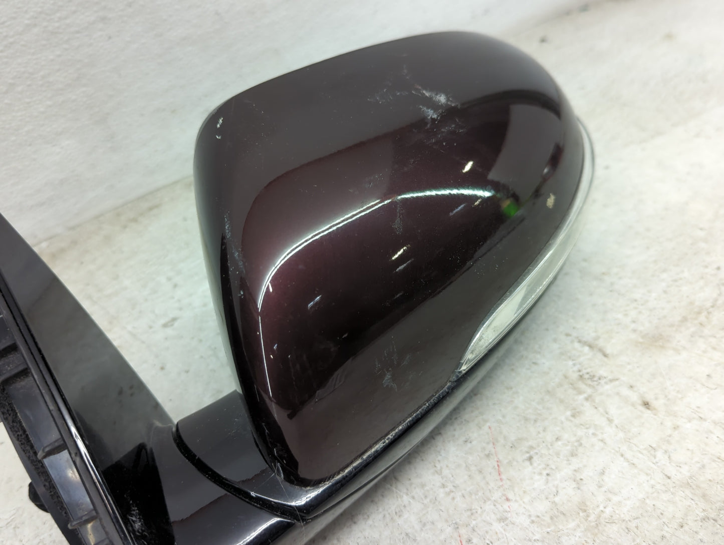2016-2020 Kia Sorento Driver Side View Mirror - Left Door Mirror OEM Used - Oemusedautoparts1.com