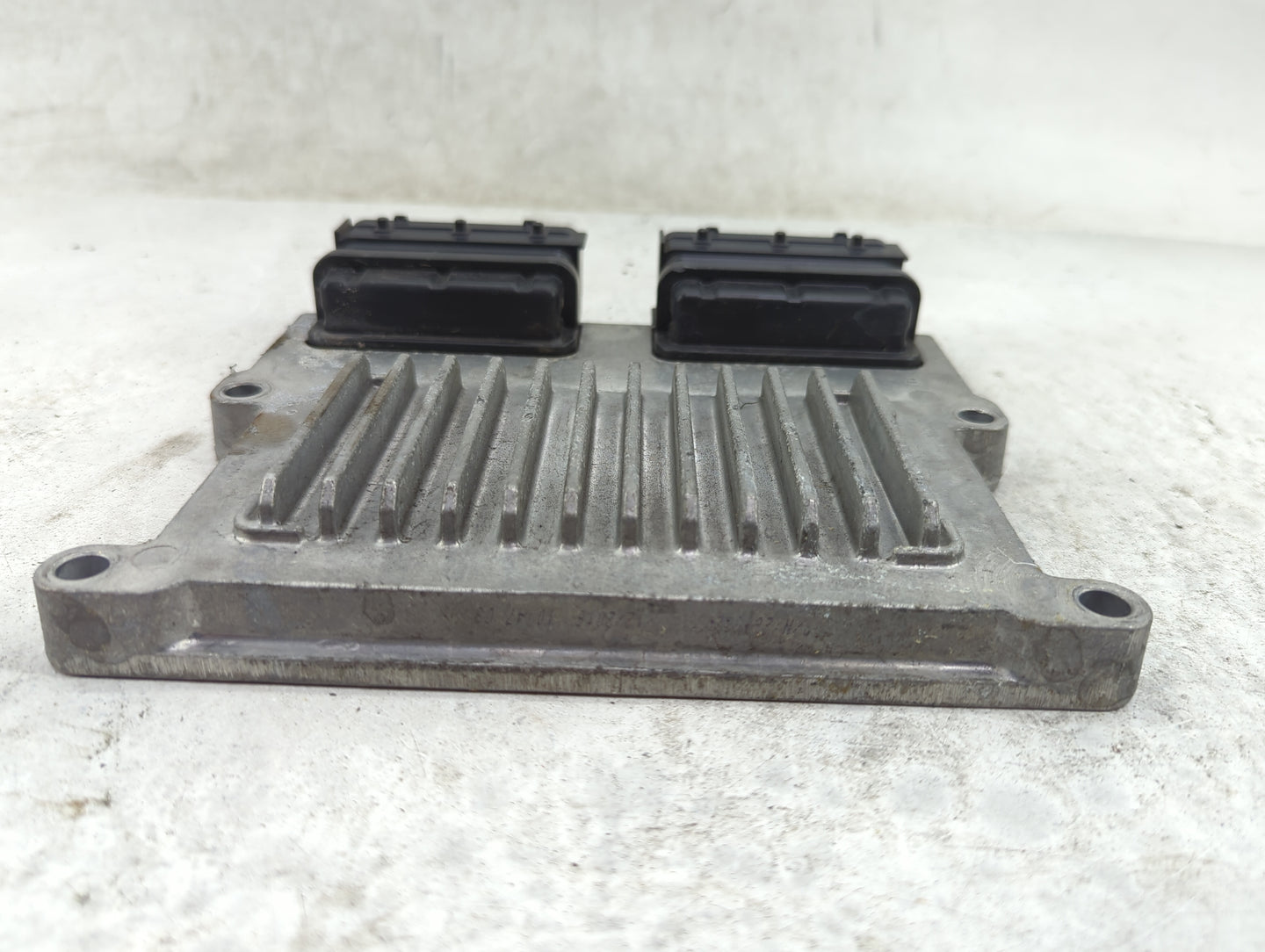 2016-2017 Kia Sorento PCM Engine Control Computer ECU ECM PCU OEM P/N:39111-3CWN1 28566940 Fits Fits 2016 2017 OEM Used Auto