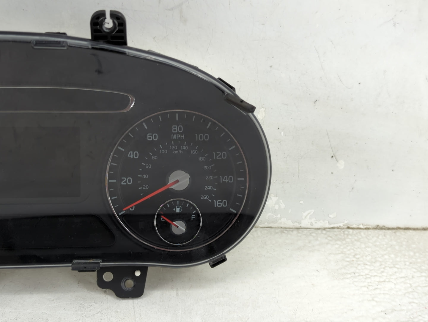 2016-2018 Kia Sorento Instrument Cluster Speedometer Gauges P/N:94001-C6000 TN157570-2016 Miles: Fits Fits 2016 2017 2018 OE