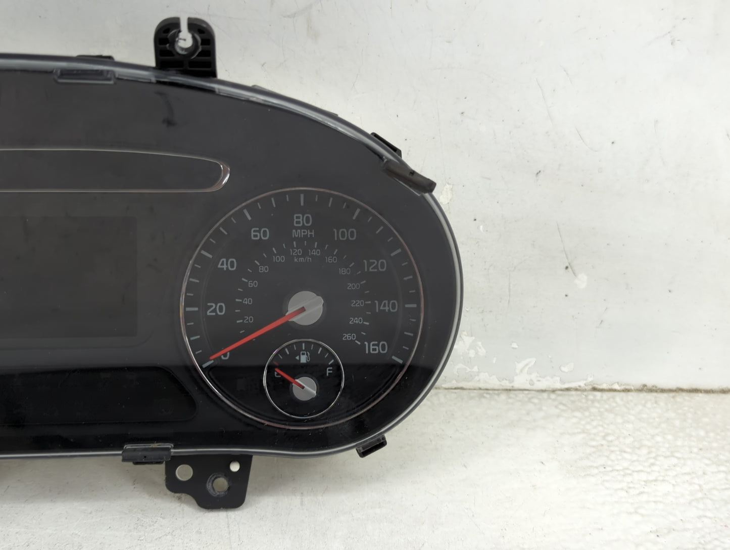 2016-2018 Kia Sorento Instrument Cluster Speedometer Gauges P/N:94001-C6000 TN157570-2016 Miles: Fits Fits 2016 2017 2018 OE