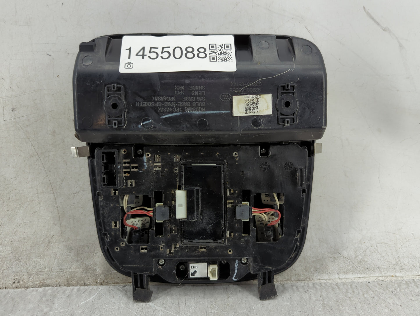 2017 Kia Sorento Overhead Roof Console - Oemusedautoparts1.com