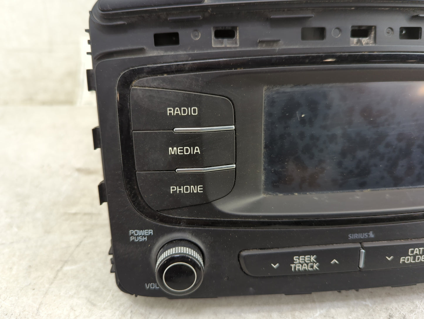 2017 Kia Sorento Radio AM FM Cd Player Receiver Replacement P/N:96180-C6000WK AM1A1C6AN, TQ8-AM1A1C6AN Fits OEM Used Auto Pa
