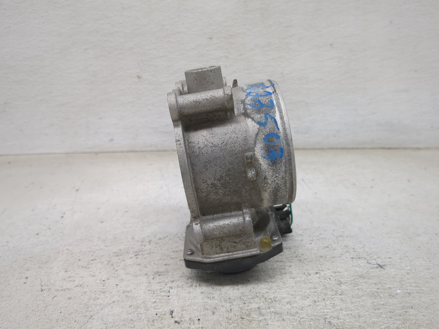 2014-2018 Kia Sorento Throttle Body P/N:35100-3CAA0 Fits Fits 2012 2013 2014 2015 2016 2017 2018 OEM Used Auto Parts - Oemus