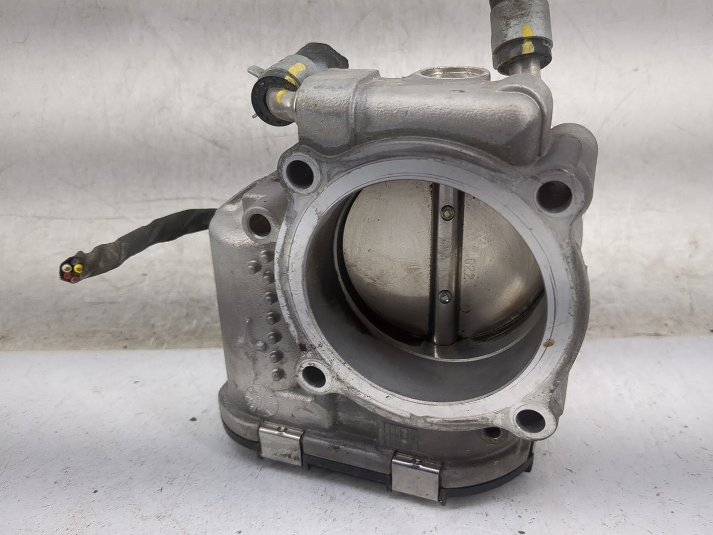 2016-2020 Kia Sorento Throttle Body P/N:35100-2G600 0280750618 Fits Fits 2015 2016 2017 2018 2019 2020 2021 OEM Used Auto Pa