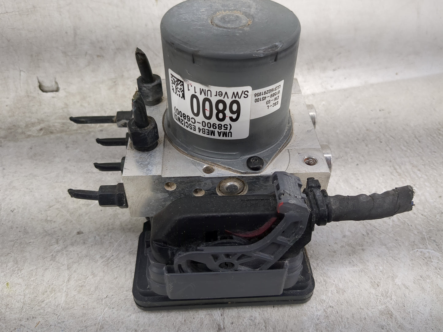2016-2018 Kia Sorento ABS Pump Control Module Replacement P/N:58900-C6800 Fits Fits 2016 2017 2018 OEM Used Auto Parts - Oem