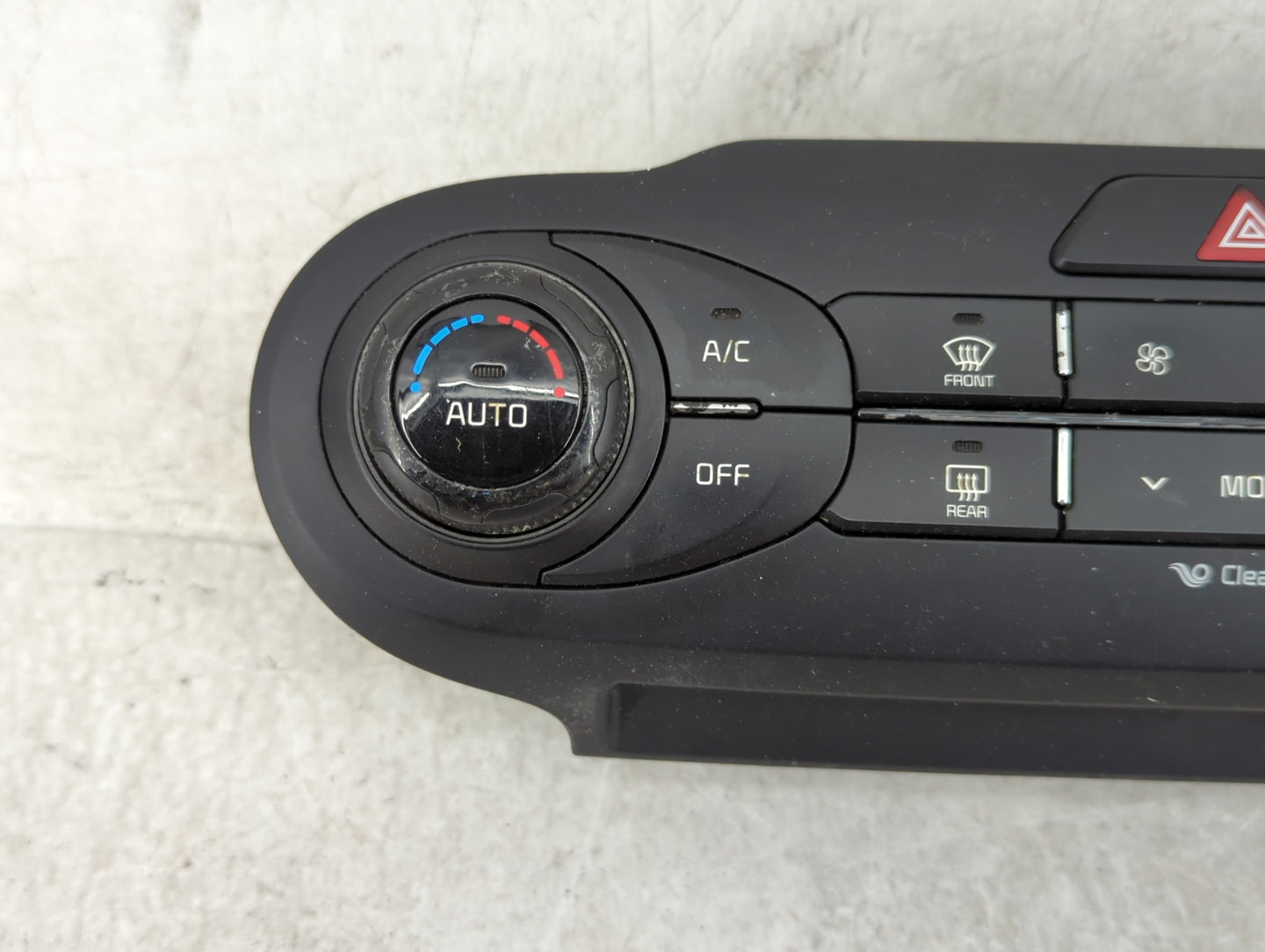 2017-2018 Kia Sorento Climate Control Module Temperature AC/Heater Replacement P/N:97250-C6560 Fits Fits 2017 2018 OEM Used 