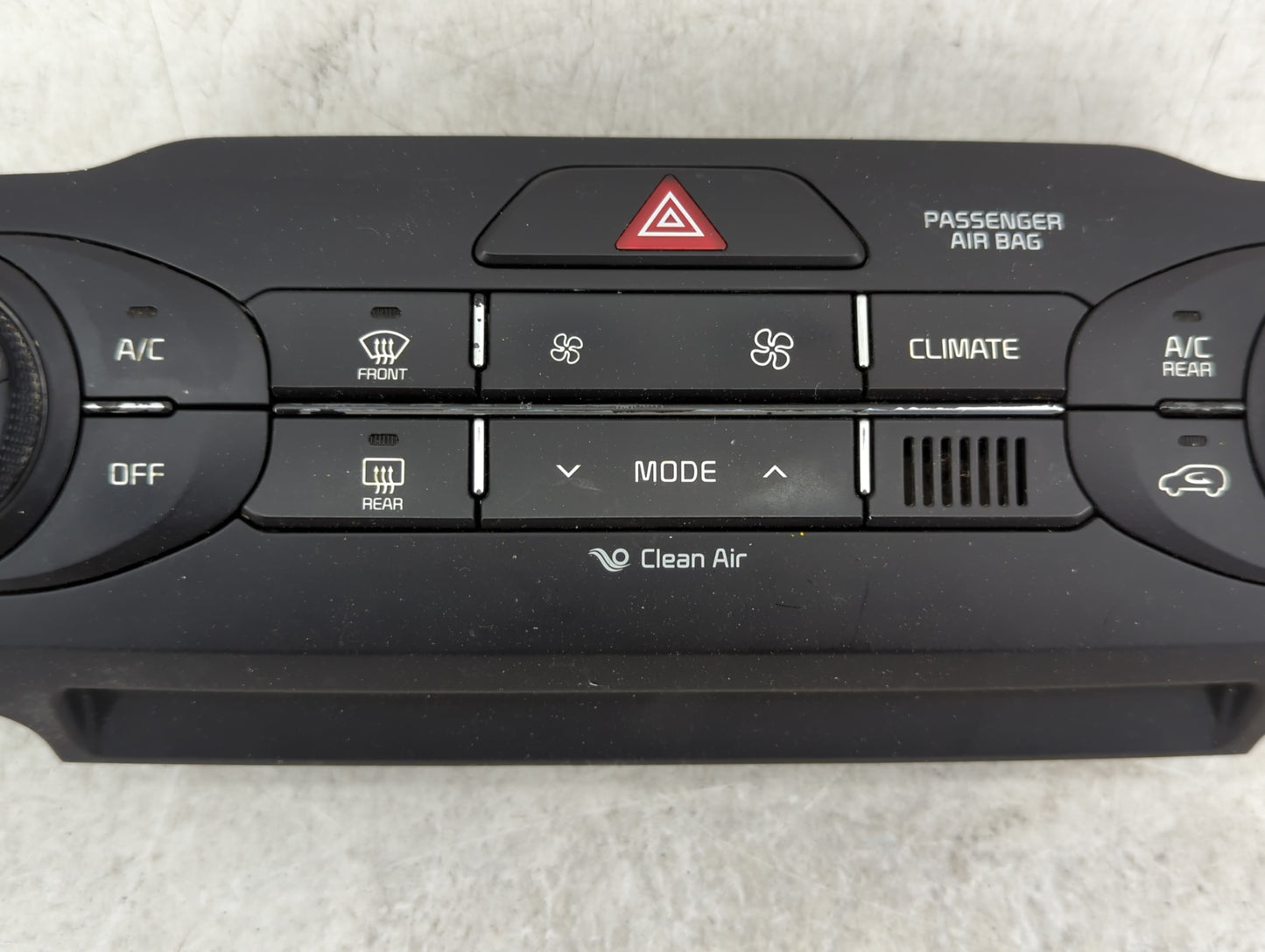 2017-2018 Kia Sorento Climate Control Module Temperature AC/Heater Replacement P/N:97250-C6560 Fits Fits 2017 2018 OEM Used 